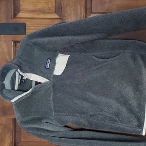 Womens size small gray Patagonia fleece pullover
